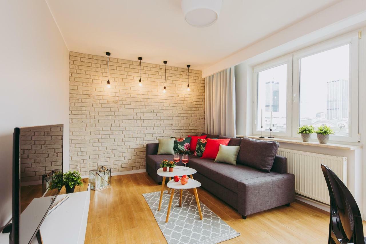 Oomph Downtown Apartament *